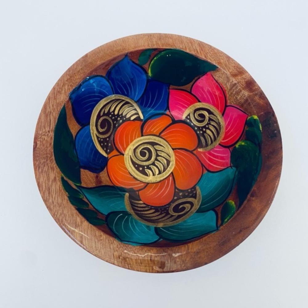 Vintage Mexican Lacquered Wood Bowl Hand Painted Folk Art Floral